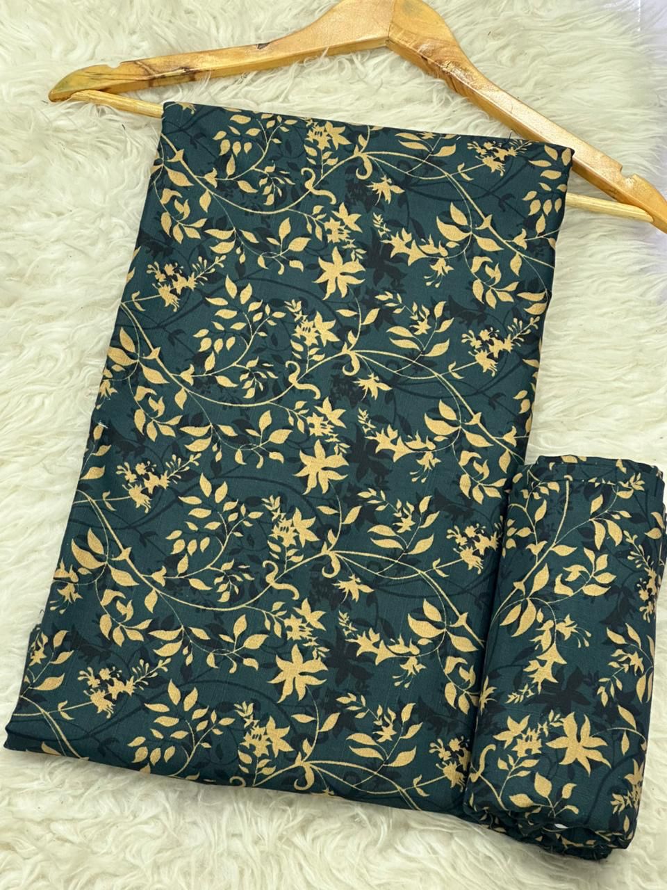 Khaddar 2 Piece | Top and Bottom